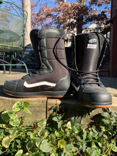Men's Size 11.5 (Women's 12.5) Vans All Mountain Hi-Standard Snowboard Boots