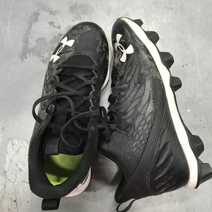 Used Under Armour Senior 8.5 Football Shoes