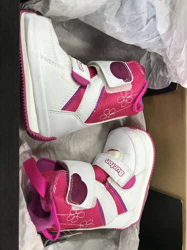 Used Burton Youth 07.0 Snowboard Mens Boots