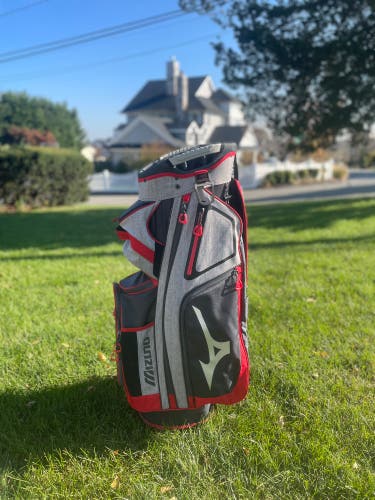Mizuno Golf Bag