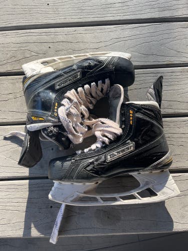 Senior Bauer Regular Width Size 8 Supreme MX3 Hockey Skates