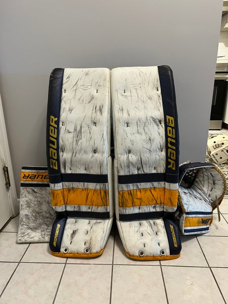 35" Bauer Pro Stock Supreme TotalOne NXG Goalie Leg Pads