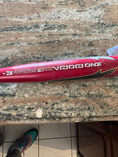 2019 33/30  Demarini Voodoo One