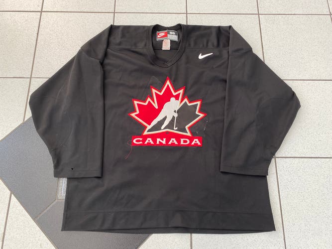 Team Canada Black Used Size 56 Nike Jersey