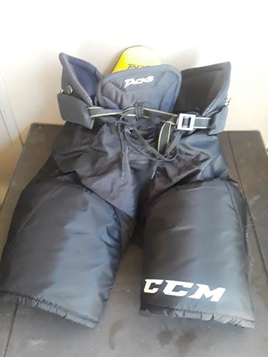 Senior New Large CCM Tacks 3092 Hockey Pants Pro Stock