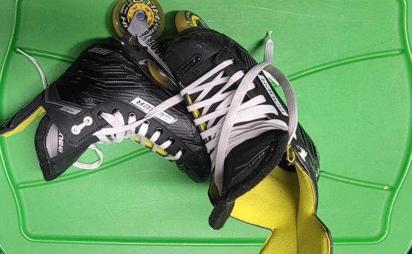 Used Bauer Inline Skates Regular Width Size 6