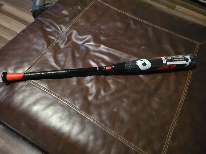 New BBCOR Certified 2021 DeMarini Alloy Voodoo Bat (-3) 30 oz 33"