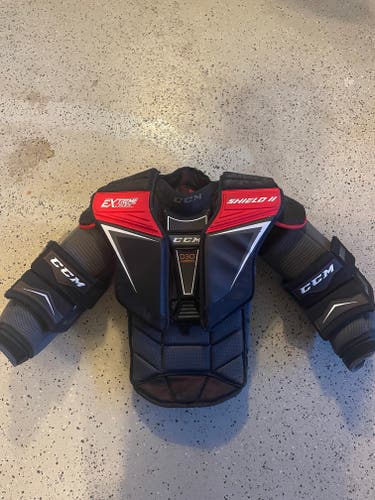 Used Large CCM Extreme Flex Shield 2 Goalie Chest Protector
