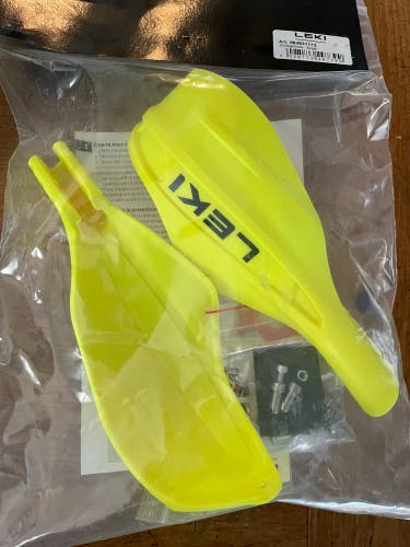 New Leki WC compact Jr pole guards