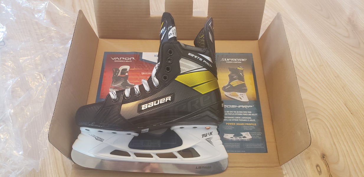New Bauer Supreme Ignite Pro+ Jr. Hockey Skates