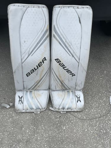 Intermediate Large (32”) Bauer Vapor 2X Goalie Leg Pads
