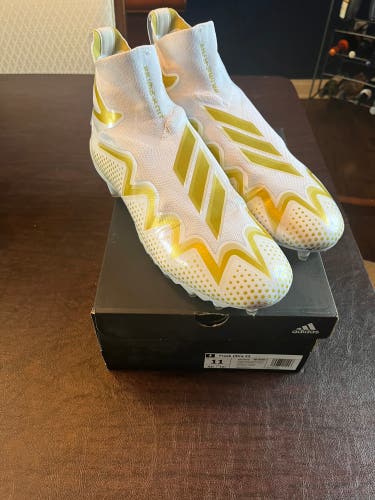 Men's Molded Cleats Mid Top 2022 Adidas Prime Knit Freak Ultra