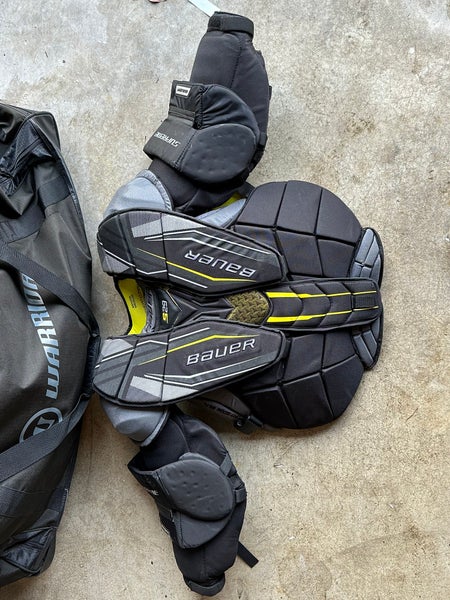 Used Medium Bauer S29 Goalie Chest Protector