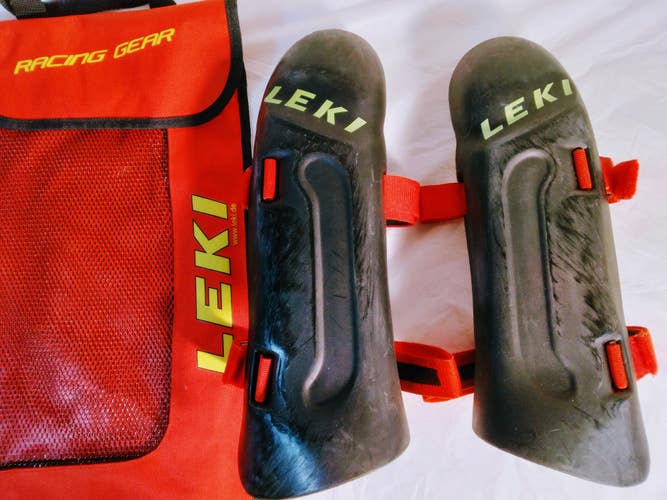 Leki SL Shin Guards – Blk – 14.5“ – w/carry bag