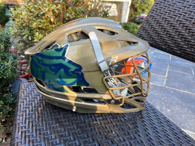 Queens College of Charlotte Used Cascade R Helmet