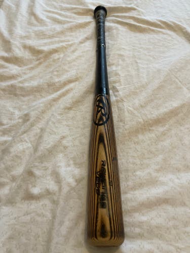 Rawlings Velo 30” wood bat