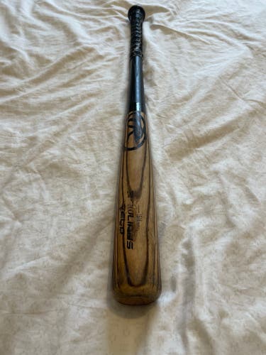 Rawlings Velo 30” Wood Bat
