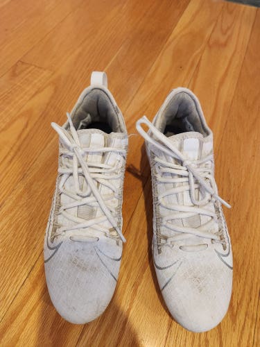 White Adult Used Men's Size 8.0 (Women's 9.0) Nike Low Top Huarache