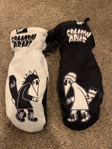 Black Used Large  Gloves