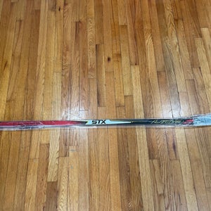 Intermediate Right Handed P92 Stallion HPR2 Hockey Stick