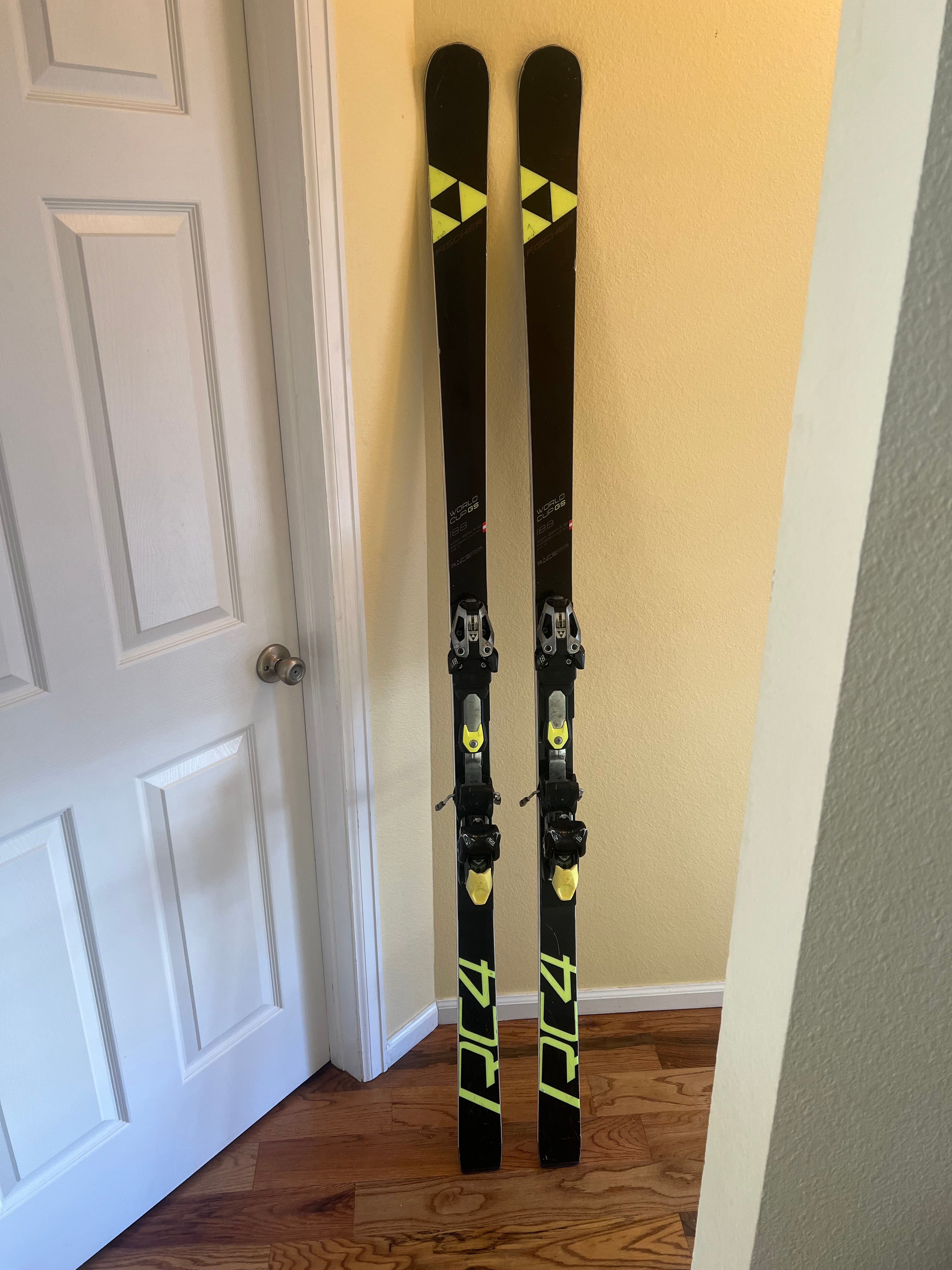 Used 2019 Fischer 188 cm Racing RC4 World Cup GS Skis With