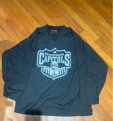 Black USHL Madison Capitols Adult Large Jersey