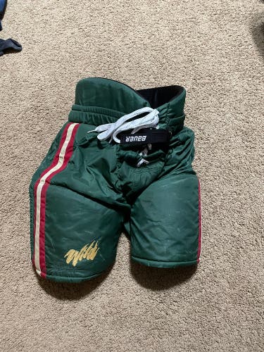Used Minnesota Wild hockey breezers size large