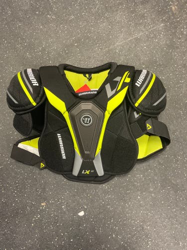 New Junior Large Warrior alpha lx 30 shoulder pads