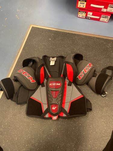 Senior Extra Large CCM U+ Shoulder Pads