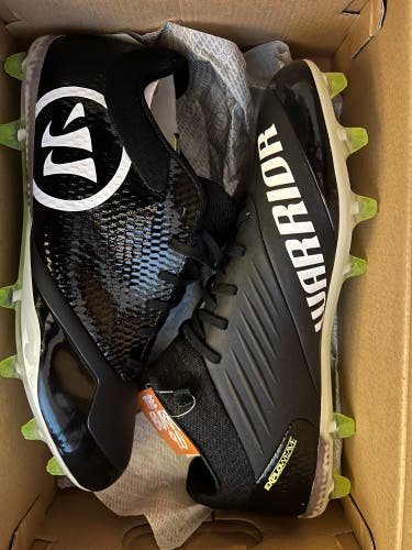 Black Men's Molded Cleats Low Top Burn 9.0