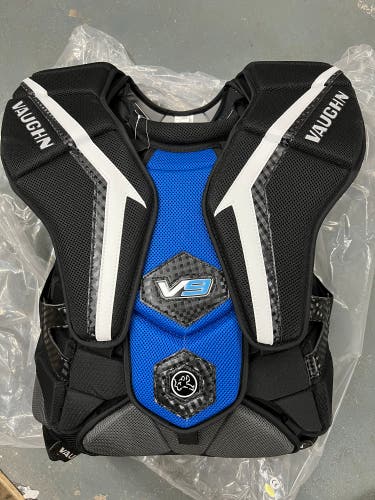 New Sr. Medium Vaughn Velocity V9 Pro Goalie Chest Protector