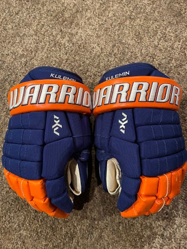 Used Warrior 15" Pro Stock AX1 Pro Gloves