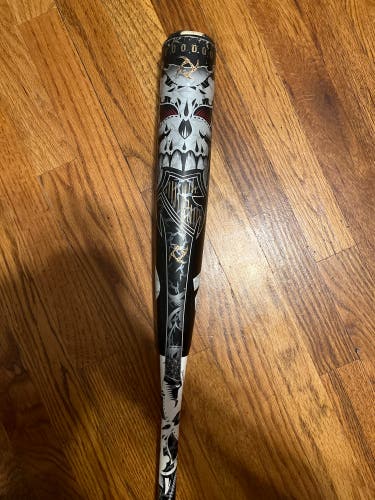 Used DeMarini (-3) 28 oz 31" Voodoo Bat