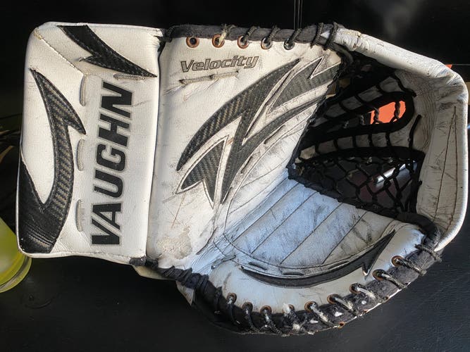 Vaughn Velocity V4 7600