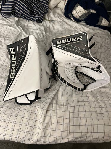 Bauer supreme 1s goalie glove & blocker