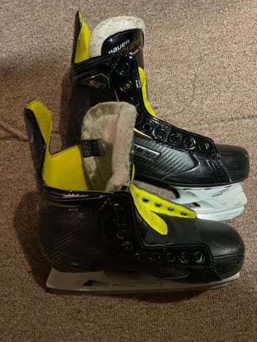 Used Bauer Regular Width  Size 4 Supreme S27 Hockey Skates