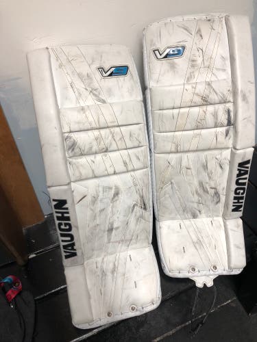 Used 26" Vaughn  V9 Goalie Leg Pads