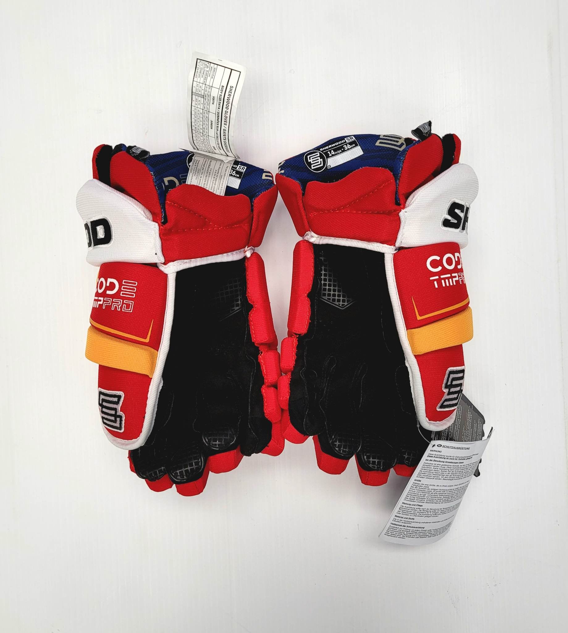 Sherwood Rekker Legend Pro - NHL Pro Stock Glove - Calgary Flames