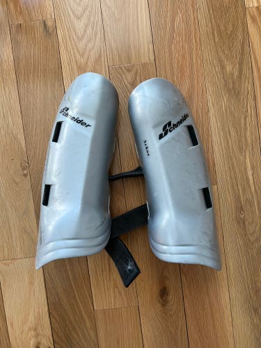 Schneider junior shin guards