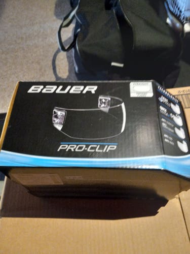 Bauer Pro Clip Straight Visor Smoke Visor