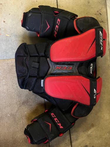 Used Medium CCM  Extreme Flex Shield E1.9 Goalie Chest Protector