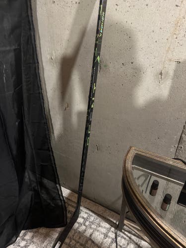 Bauer Agent p92m/65 flex new hockey stick.