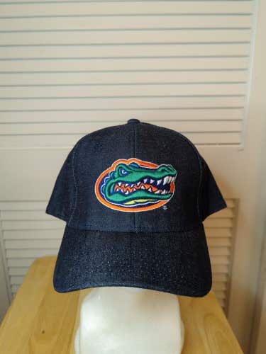 NWT Florida Gators Zephyr Fitted Hat 8 NCAA