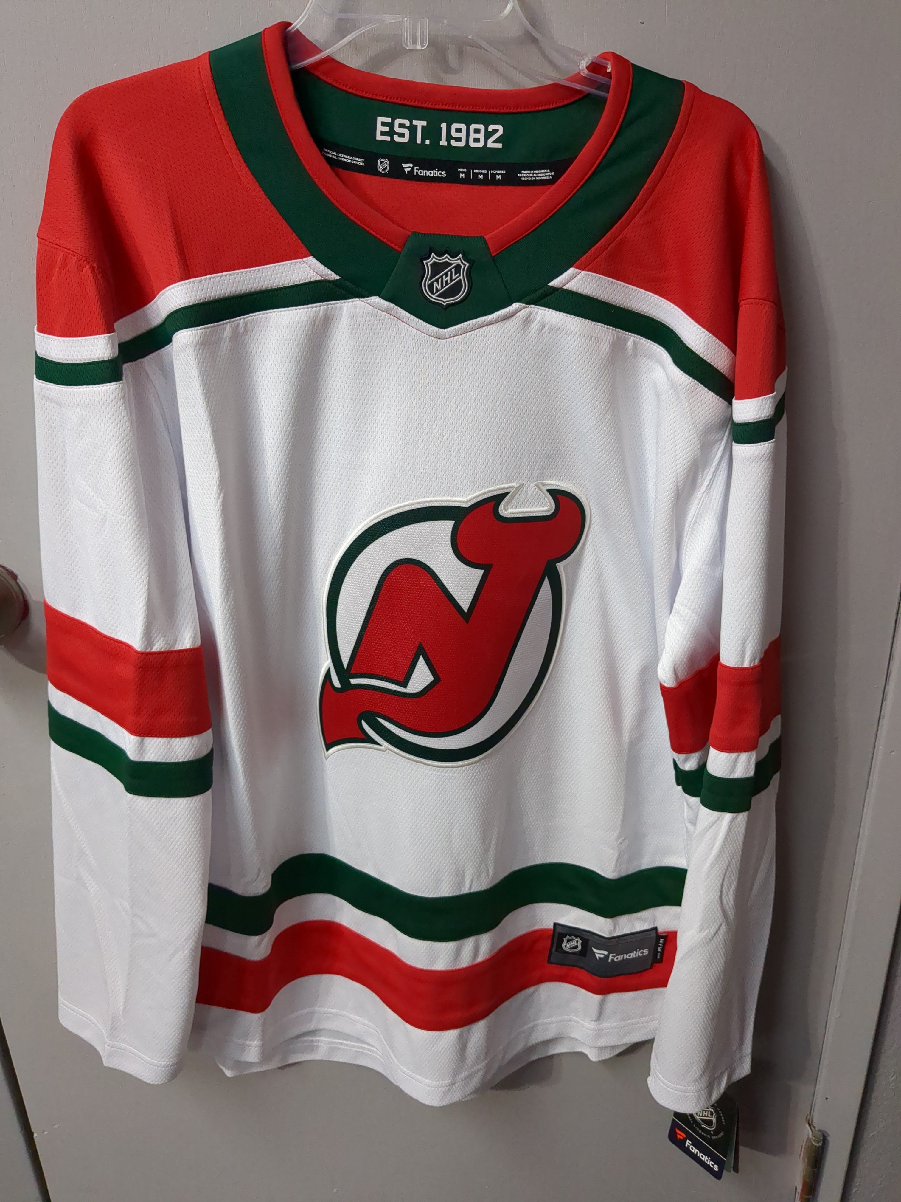 The Devils' new alternate sweaters are a Jersey disaster