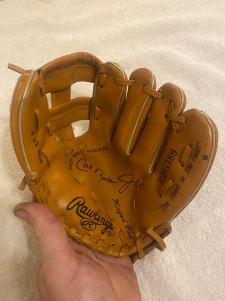 Vintage Rawlings Cal Ripken Jr Players Series 8.5” Glove