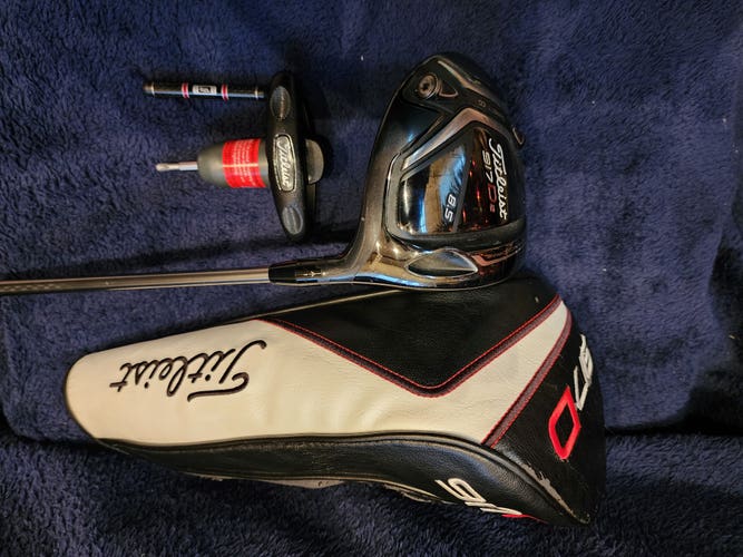 Used Men's Titleist Right Handed 917D2 Driver Stiff Flex 8.5* Loft