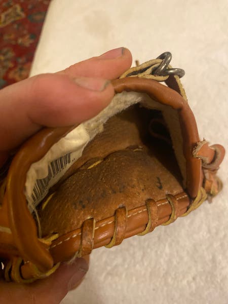 Vintage Kirby Puckett Wilson Autograph Model 11” Baseball Glove