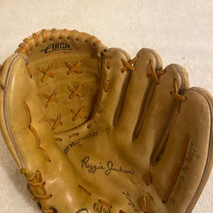 Vintage Reggie Jackson Signature Series Rawlings 11” Baseball Glove