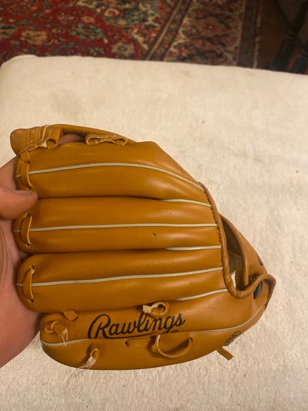 Vintage Derek Jeter Rawlings Signature Series 9” Baseball Glove
