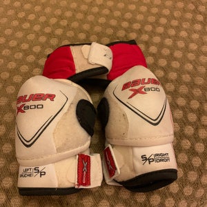 Used Small Bauer Vapor X800 Elbow Pads